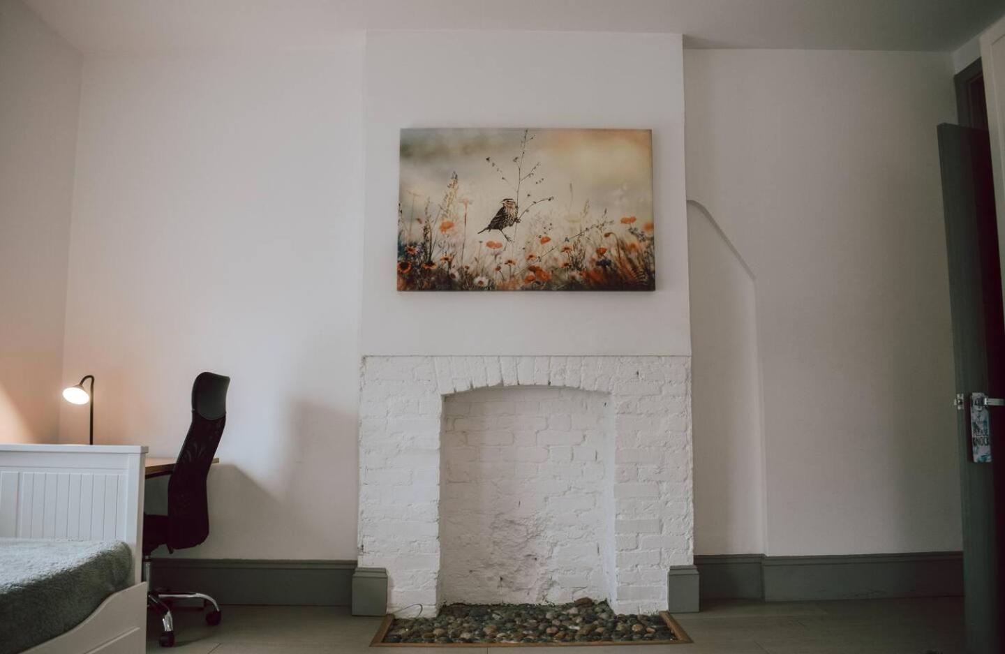 The Twickenham Apartment Near Strawberry Hill ภายนอก รูปภาพ
