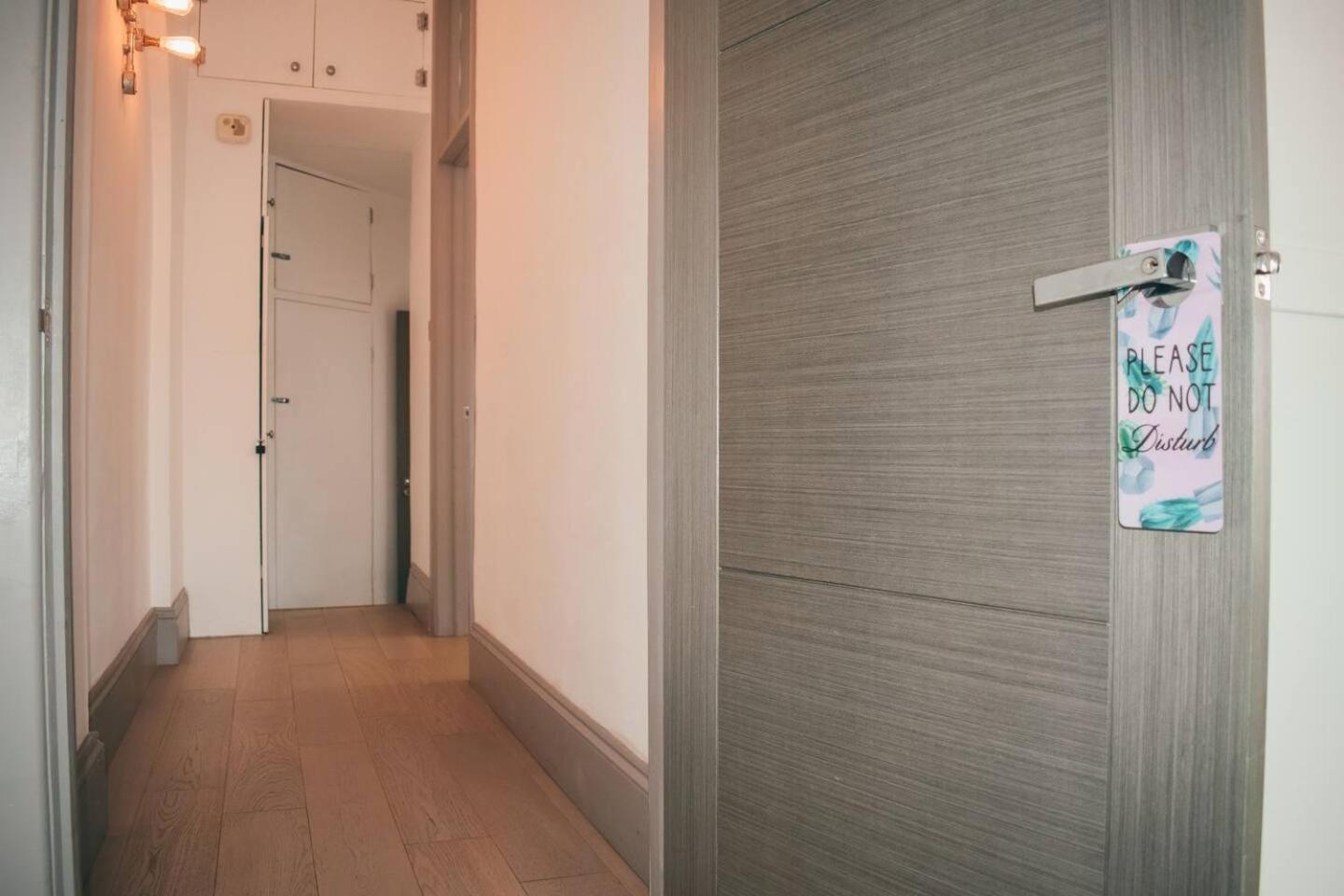 The Twickenham Apartment Near Strawberry Hill ภายนอก รูปภาพ